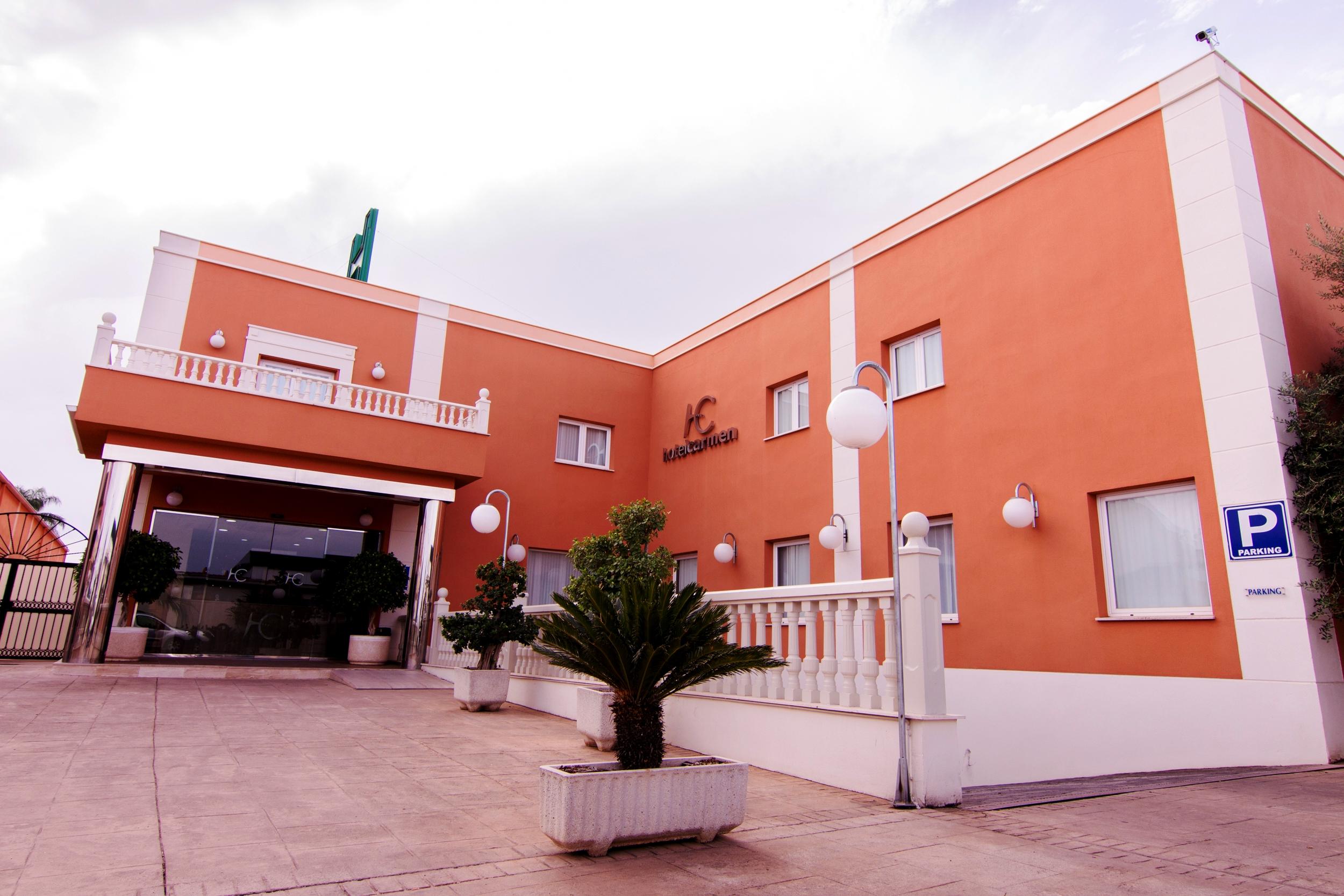 Hotel Carmen La Carlota Buitenkant foto